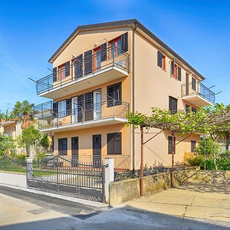 Apartment Ljiljana 1553 Novigrad Istria Exteriér fotografie